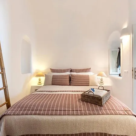 Pura Vida Cave House Apartman Santorini Island
